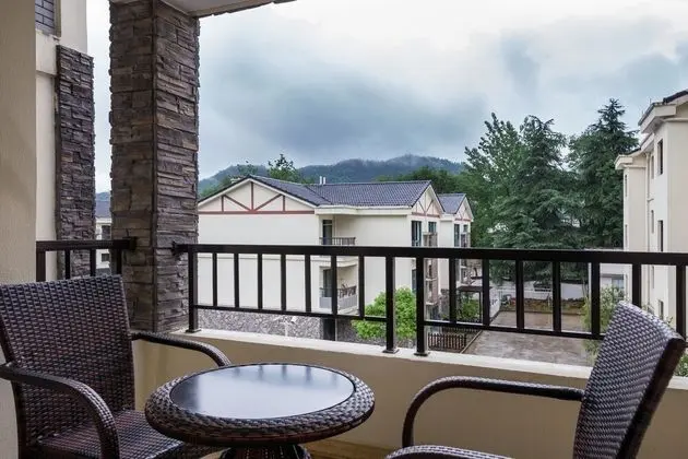 Family Tek Büyük veya İki Ayrı Yataklı Oda, Birden Çok Yatak, Sigara İçilmez