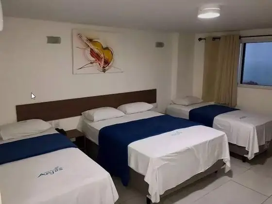 Üç Kişilik Oda, Sigara İçilmez
