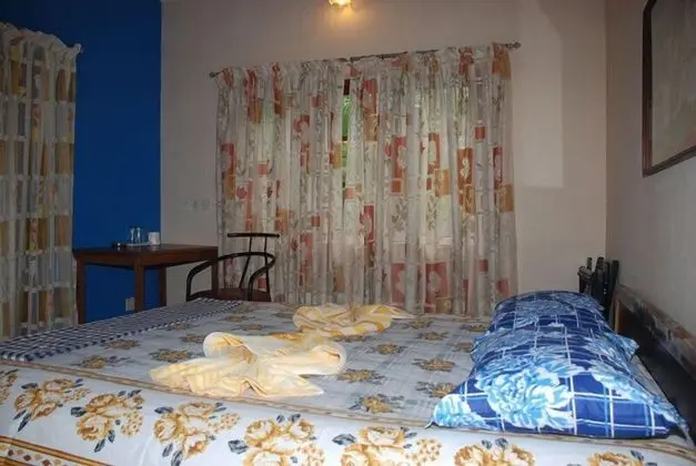 Oda, Havuz Kenarı