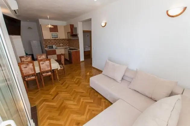 Apart Daire (Anka - amazing location - A8(6+2))