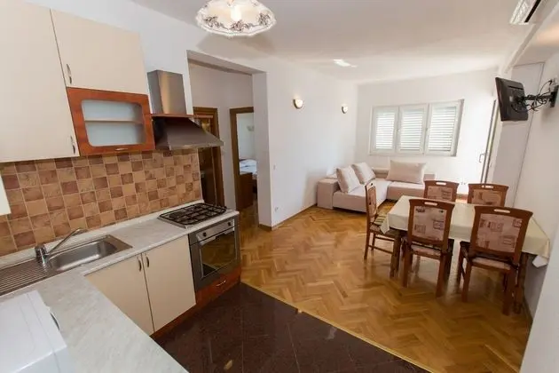 Apart Daire (Anka - amazing location - A8(6+2))