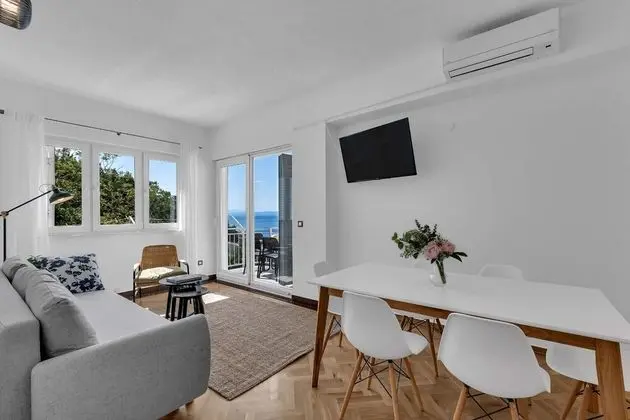 Apart Daire (Anka - amazing location - A8(6+2))