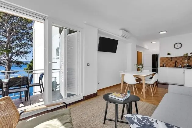 Apart Daire (Anka - amazing location - A8(6+2))