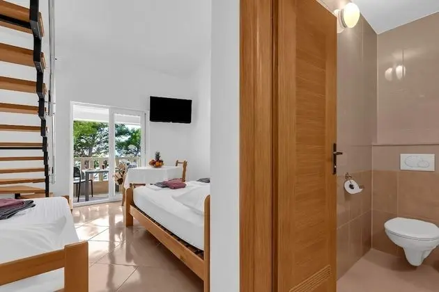 Stüdyo (Anka - amazing location - SA4(5))