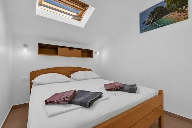 Stüdyo (Anka - amazing location - SA4(5))