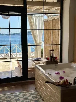 Jakuzili Deluxe Oda,Deniz Manzaralı
