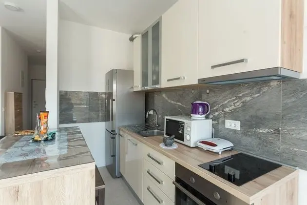 Luxury Tek Büyük Yataklı Oda