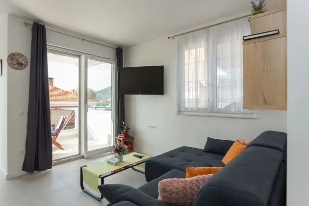 Luxury Tek Büyük Yataklı Oda