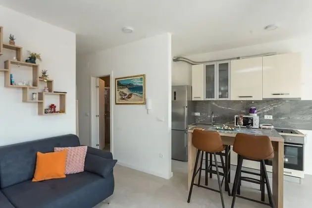 Luxury Tek Büyük Yataklı Oda