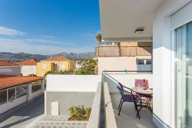 Luxury Tek Büyük Yataklı Oda