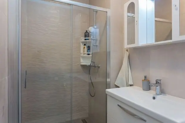 Luxury Tek Büyük Yataklı Oda