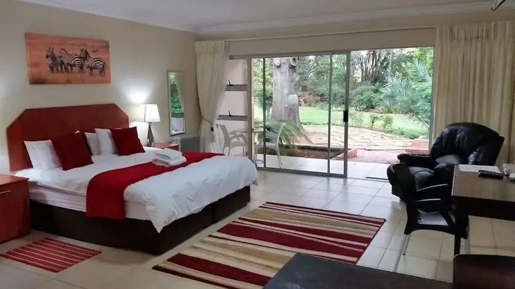 Self-catering Studio Apartment