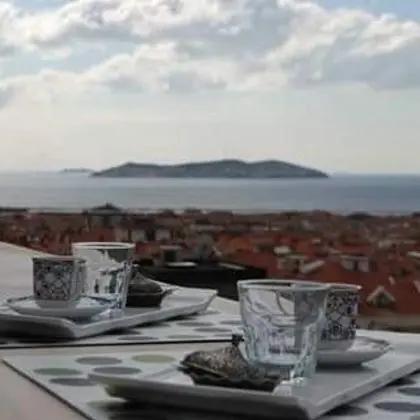 Deluxe Oda,Deniz Manzaralı,Balkonlu