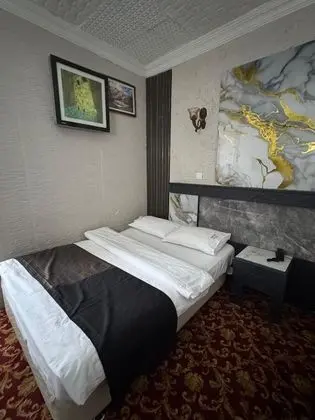 Standard Tek Büyük Yataklı Oda