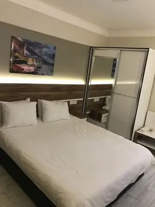 Comfort Tek Büyük Yataklı Oda