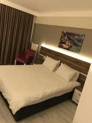 Comfort Tek Büyük Yataklı Oda
