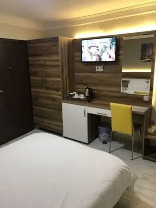Comfort Tek Büyük Yataklı Oda