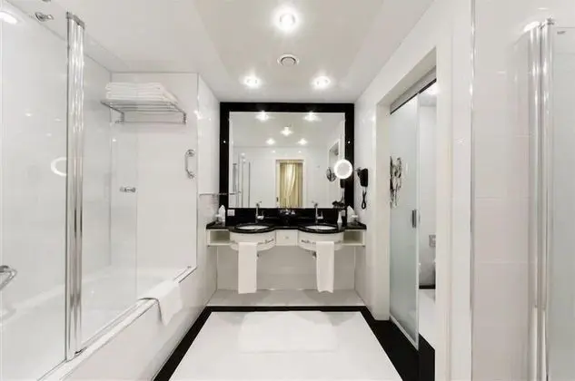 Ambassador Suite