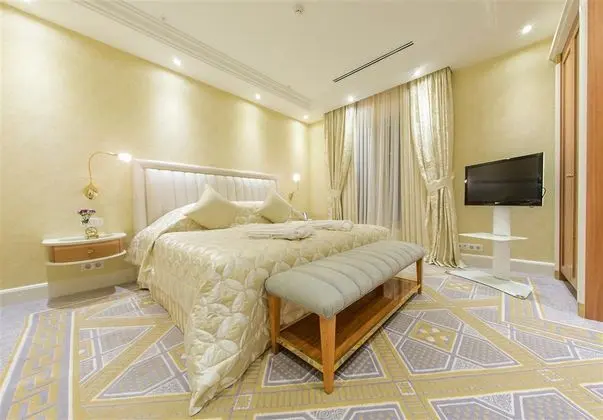 Corner Room