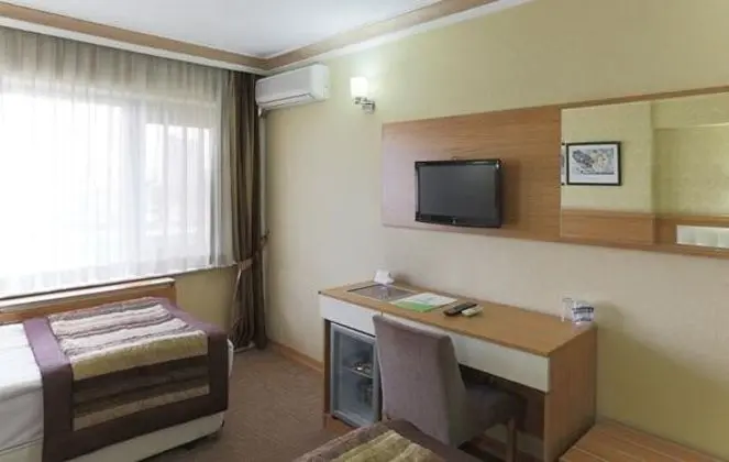 Standart Oda, Şehir Manzaralı