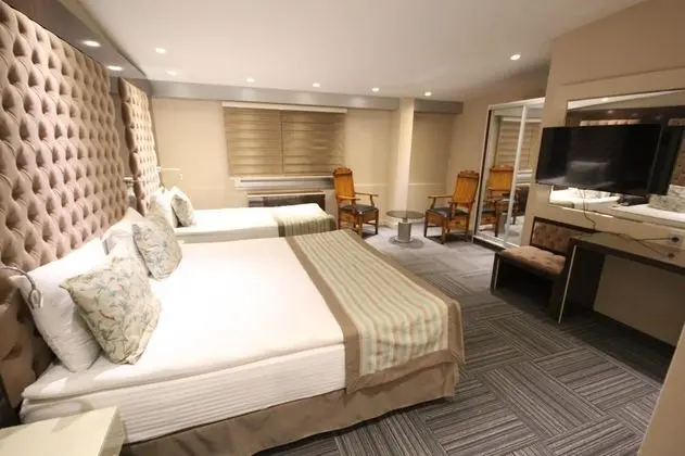Standart Oda, Şehir Manzaralı