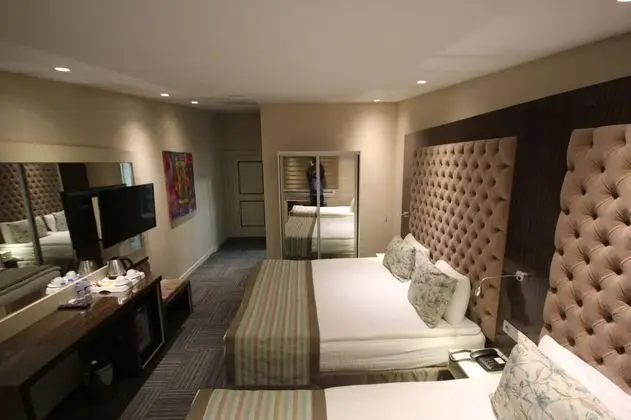 Standart Oda, Şehir Manzaralı