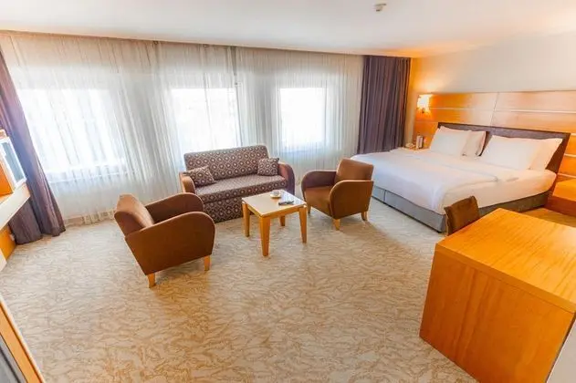 Deluxe Tek Kişilik Oda