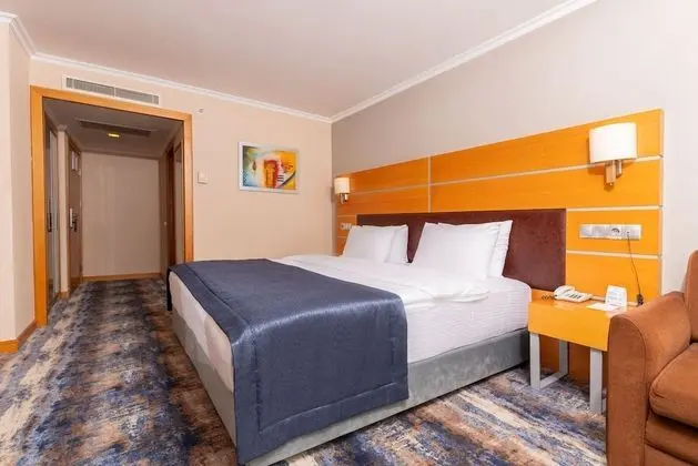 Deluxe Tek Kişilik Oda