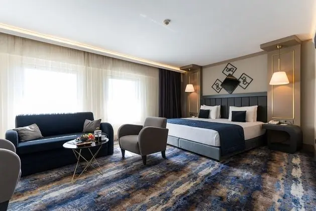 Deluxe Tek Kişilik Oda, Köşe