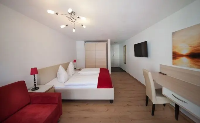 Tek Büyük Yataklı Oda