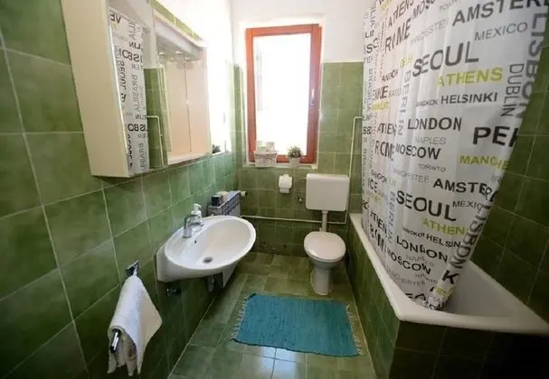 Apart Daire (Ankica - 150 m from beach - A2(5))