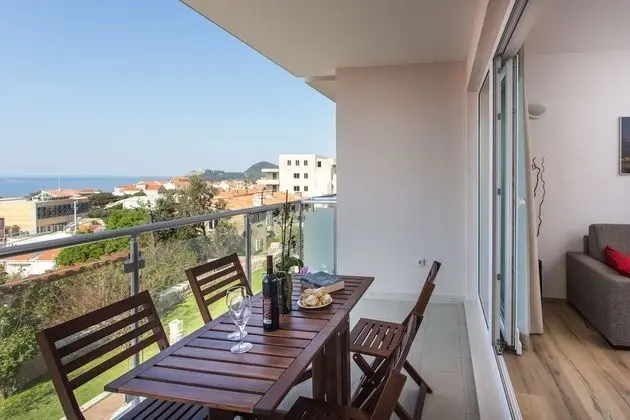 Apart Daire, 1 Yatak Odası, Kısmi Deniz Manzaralı