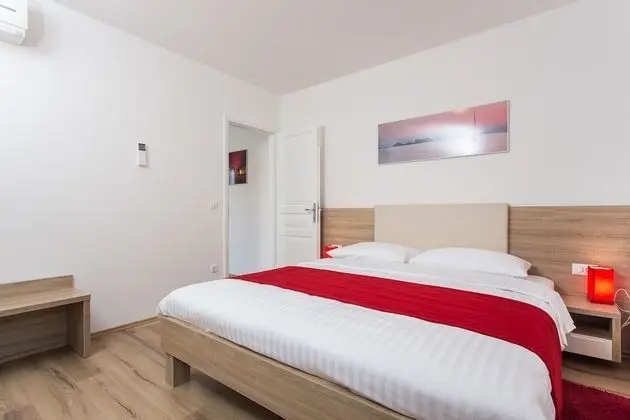 Family Apart Daire, 2 Yatak Odası (ground floor)