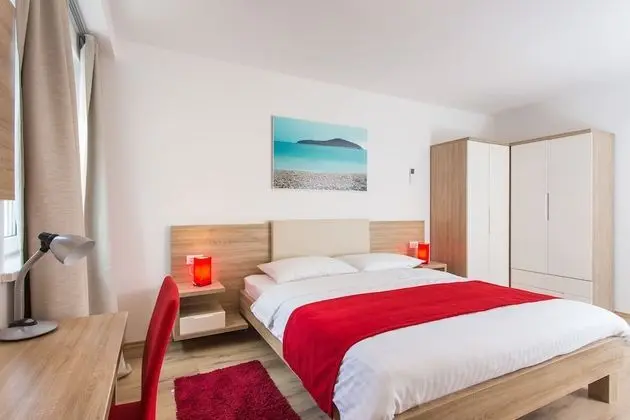 Family Apart Daire, 2 Yatak Odası (ground floor)