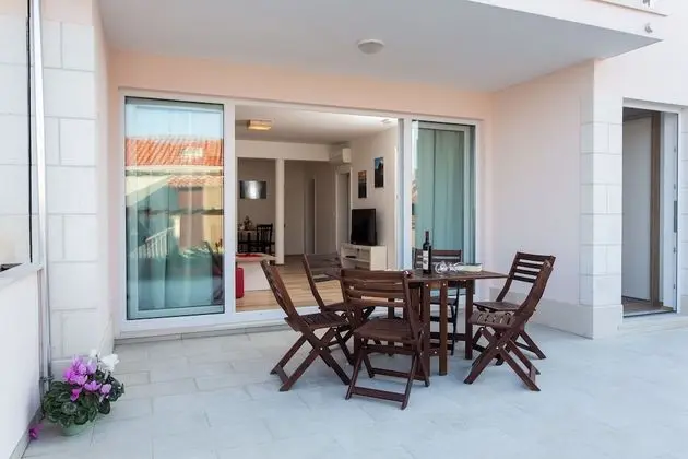 Family Apart Daire, 2 Yatak Odası (ground floor)