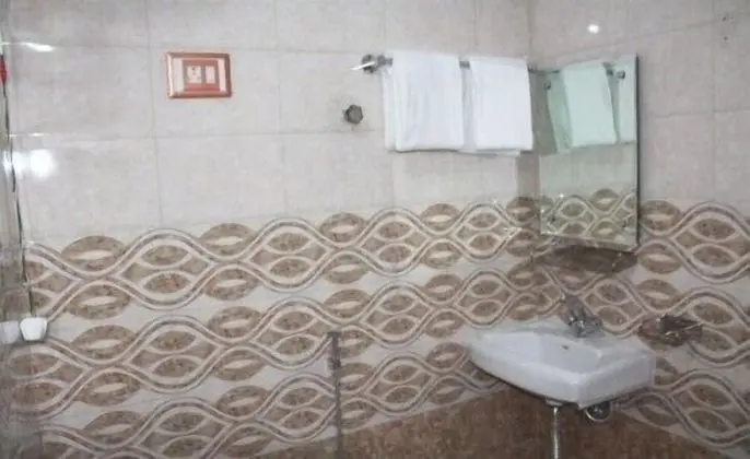 Royal Oda, Sigara İçilmez