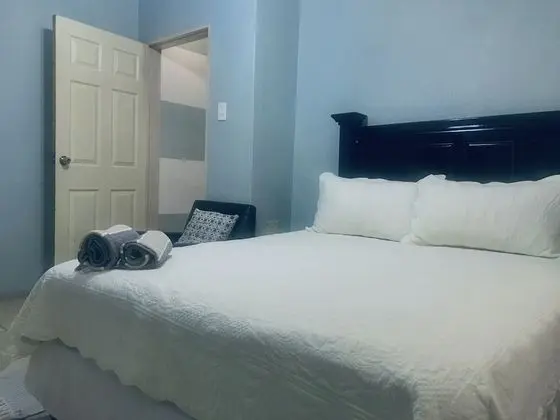 Basic Tek Büyük Yataklı Oda (2)