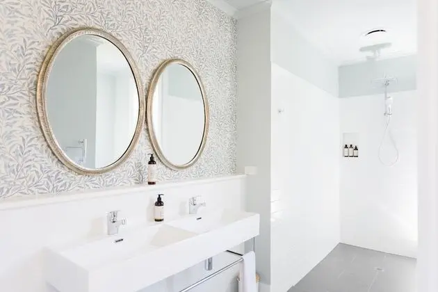 Executive Kır Evi