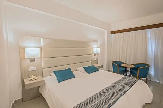 https://i.travelapi.com/lodging/3000000/2500000/2494800/2494783/5c31ec5d_z.jpg