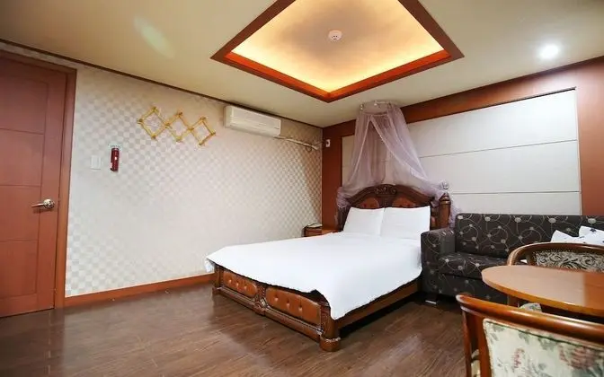Oda (Special Room)