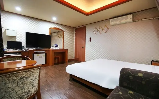 Oda (Special Room)
