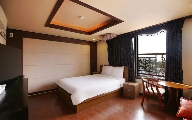 Oda (Special Room)