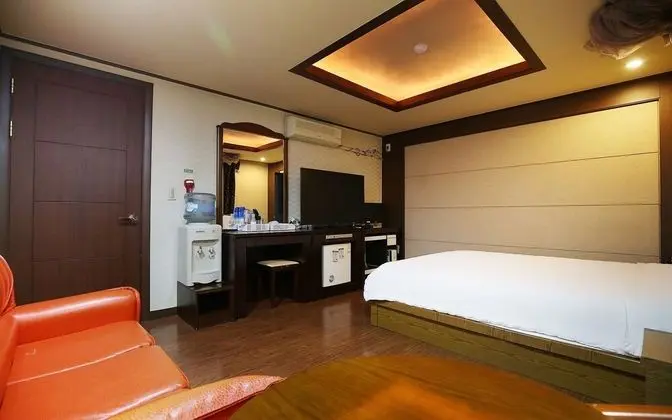 Oda (Special Room)