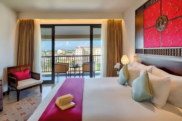 Grand Tek Büyük Yataklı Oda, Nehir Manzaralı (River & Town View)