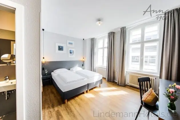 Standard Büyük Yataklı Tek Kişilik Oda (Small)