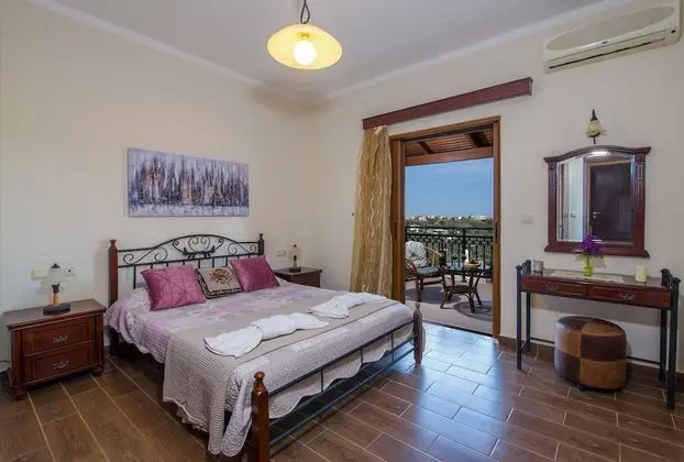 Villa, 3 Yatak Odası, Şömine