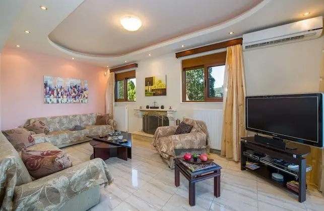 Villa, 3 Yatak Odası, Şömine