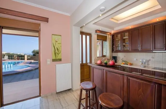 Villa, 3 Yatak Odası, Şömine