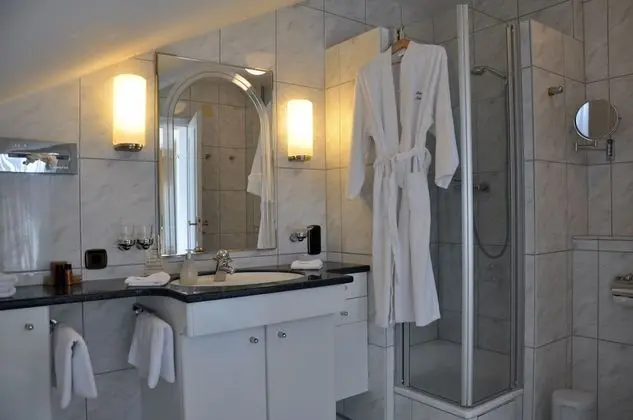 Superior Tek Büyük Yataklı Oda