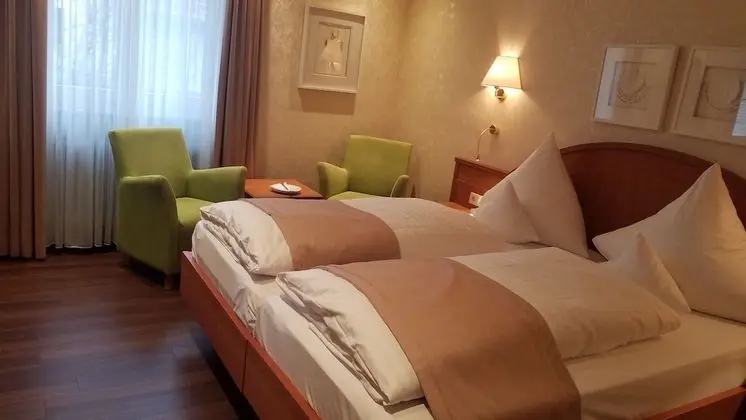 Tek Büyük Yataklı Oda, 1 En Büyük (King) Boy Yatak, Sigara İçilmez